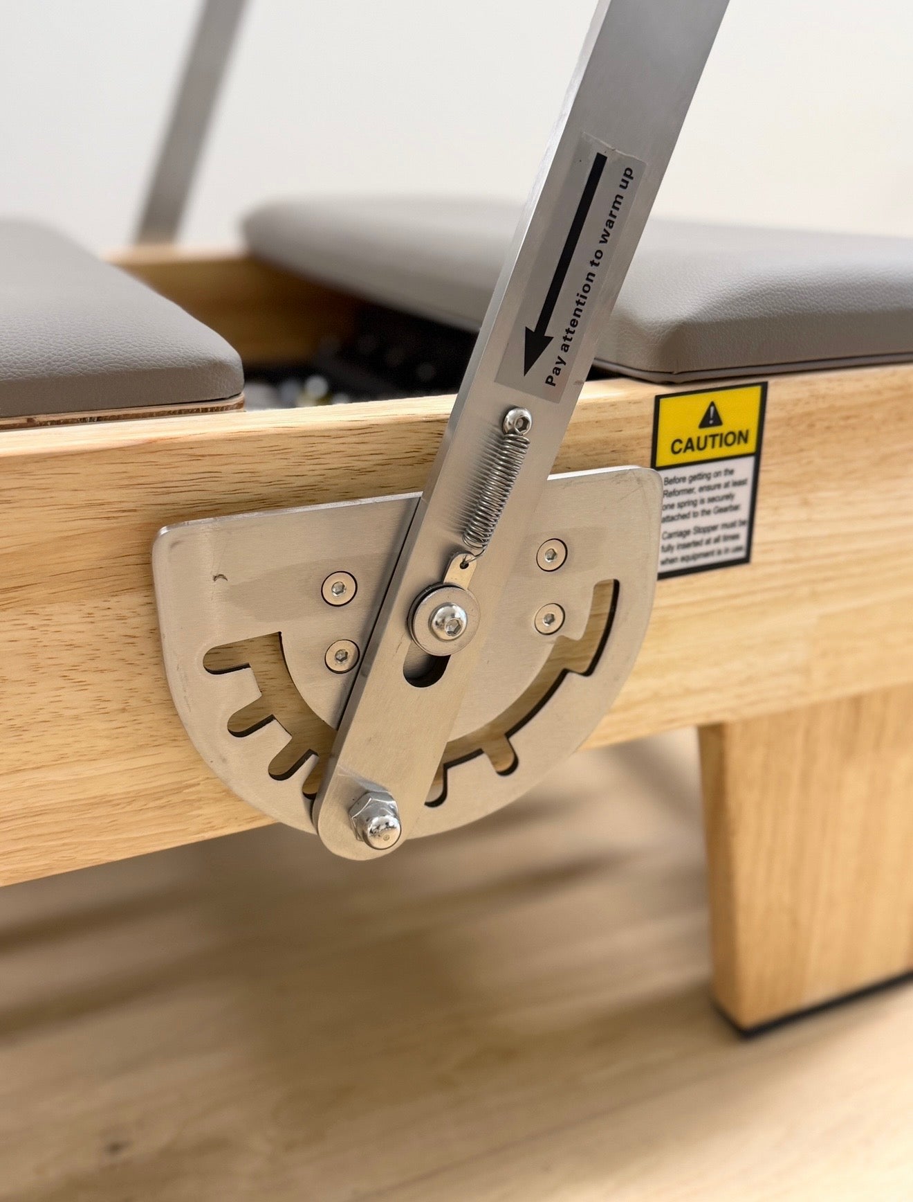 Non-folding With Tower in Oak Wood