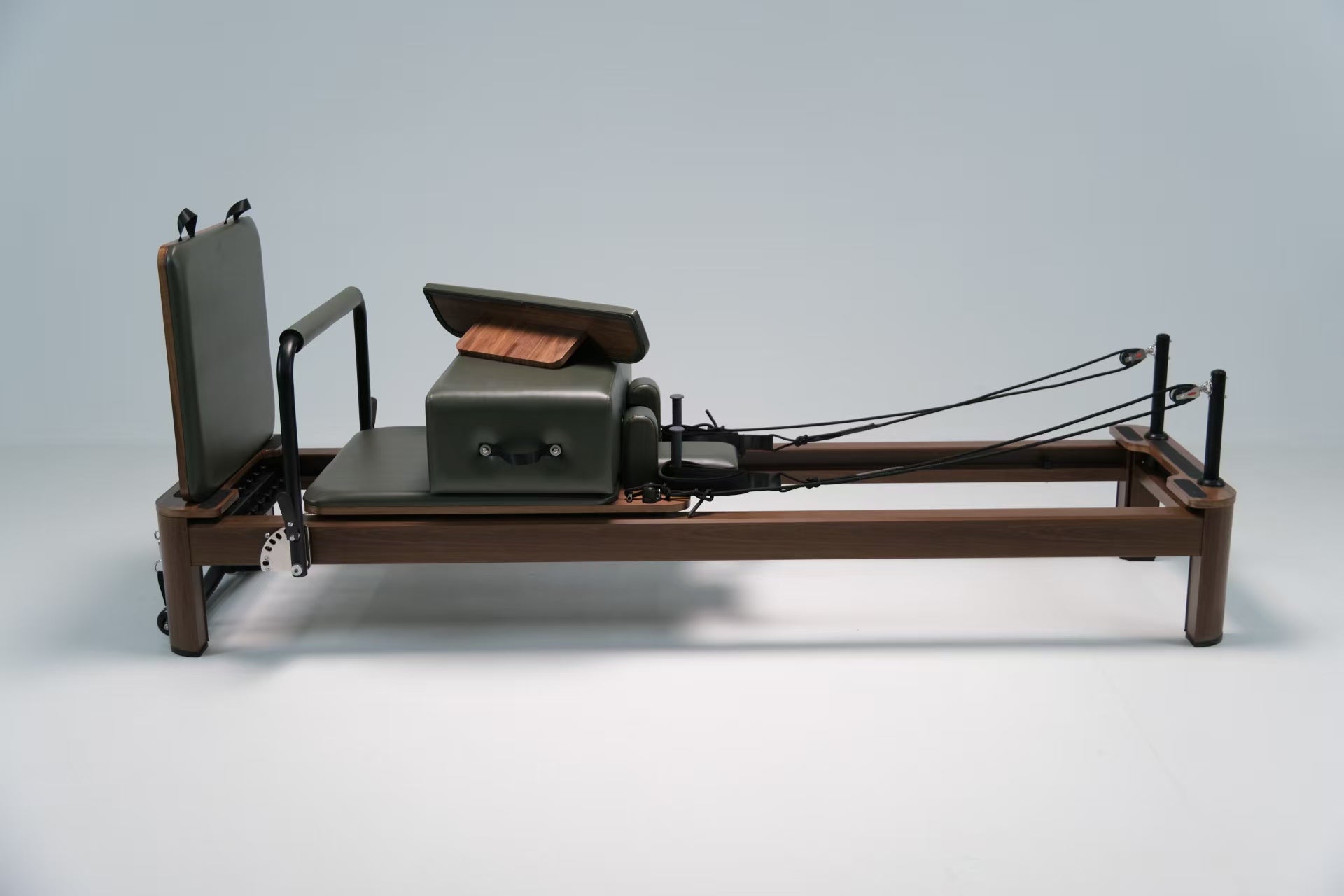 Walnut Elite Aluminum Reformer